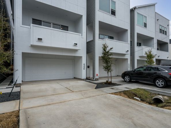4224 Schuler Street, Houston TX 77007