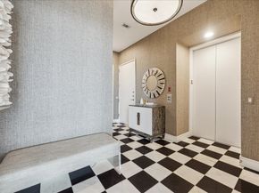 2727 Kirby Drive 16C, Houston TX 77098