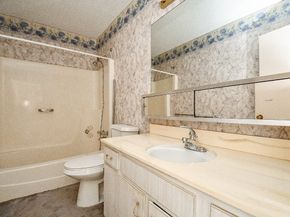 2336 Shadowdale Drive, Houston TX 77043