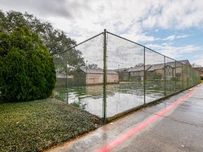 2336 Shadowdale Drive, Houston TX 77043