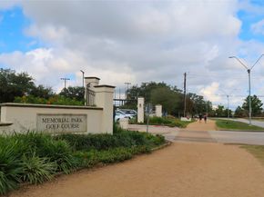 5737 Kansas Street, Houston TX 77007