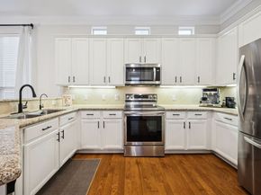 5737 Kansas Street, Houston TX 77007