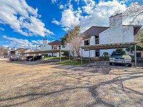 8020 Braesmain Drive 1604, Houston TX 77025