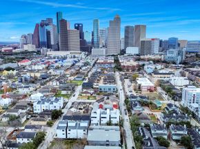 1428 Bailey Street, Houston TX 77019