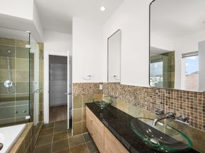 5632 Kiam Street C, Houston TX 77007