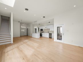 5632 Kiam Street C, Houston TX 77007