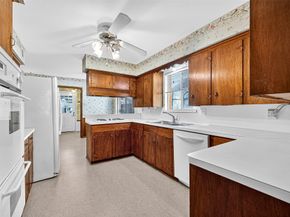 5223 Wigton Drive, Houston TX 77096