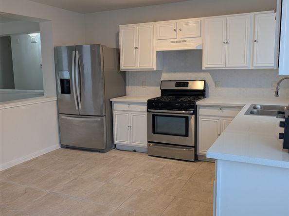 9223 Grove Haven Drive, Houston TX 77083