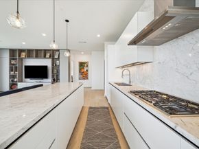 1711 Allen Parkway 2601, Houston TX 77019