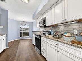 6370 Creekbend Drive 55, Houston TX 77096