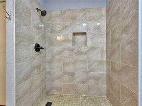 6370 Creekbend Drive 55, Houston TX 77096