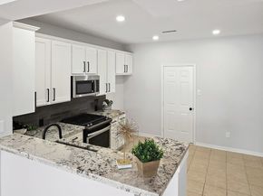 14 Valley Oaks Circle, The Woodlands TX 77382