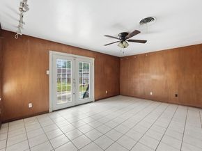 11614 Mullins Drive, Houston TX 77035