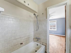 11614 Mullins Drive, Houston TX 77035