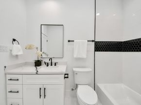 5029 Broom Street C, Houston TX 77091