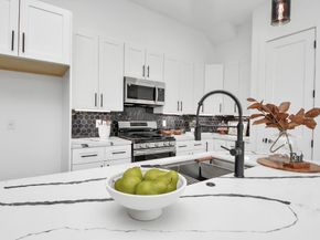 5029 Broom Street C, Houston TX 77091