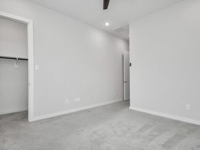 619 Thornton Oaks Lane, Houston TX 77018