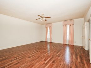 9731 New Kent Drive, Sugar Land TX 77498