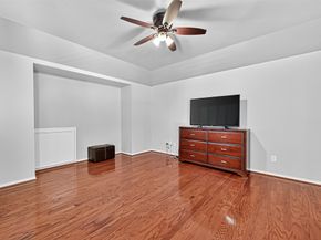 12810 Bedford Falls Drive, Cypress TX 77429