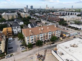 2120 Kipling Street 206, Houston TX 77098