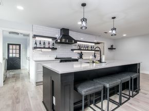 712 Clarence Street, Tomball TX 77375