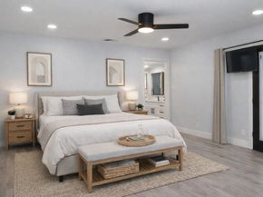 712 Clarence Street, Tomball TX 77375