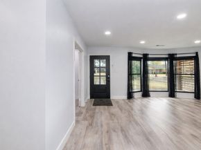 712 Clarence Street, Tomball TX 77375