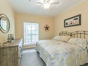 2815 Kings Crossing Drive 307, Houston TX 77345