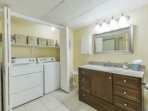 2815 Kings Crossing Drive 307, Houston TX 77345
