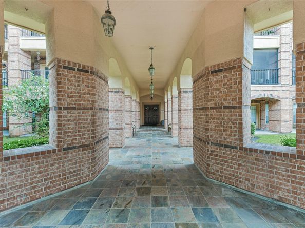 2815 Kings Crossing Drive 307, Houston TX 77345