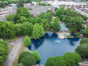 2815 Kings Crossing Drive 307, Houston TX 77345