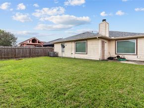 5231 Honeyvine Drive, Houston TX 77048