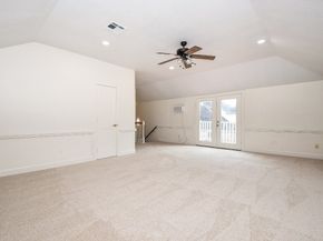 206 E Sutton Square, Stafford TX 77477