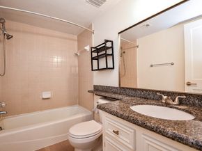 206 E Sutton Square, Stafford TX 77477