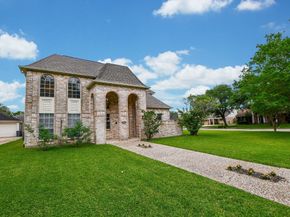 206 E Sutton Square, Stafford TX 77477
