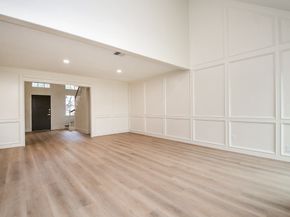 206 E Sutton Square, Stafford TX 77477