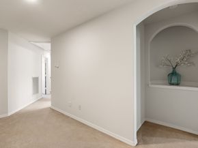 7526 N Linpar Court, Houston TX 77040