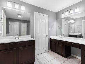 7526 N Linpar Court, Houston TX 77040