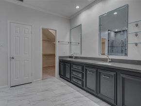 19 Wickham Court, Sugar Land TX 77479