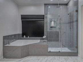 19 Wickham Court, Sugar Land TX 77479