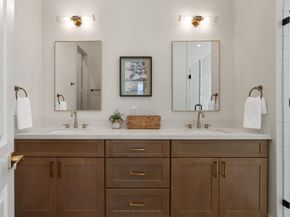 1138 W 16th Street, Houston TX 77008