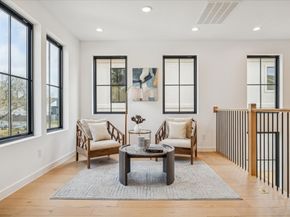 1811 Du Barry Lane, Houston TX 77018