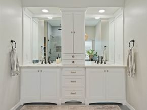 22 Greycrest Place, The Woodlands TX 77382