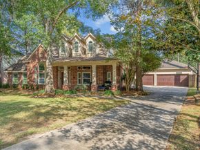 22 Greycrest Place, The Woodlands TX 77382