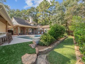 22 Greycrest Place, The Woodlands TX 77382