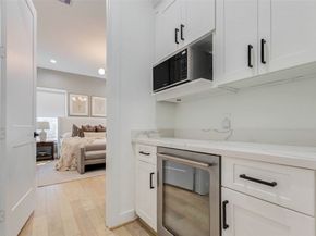 1922 Hoskins Drive, Houston TX 77080