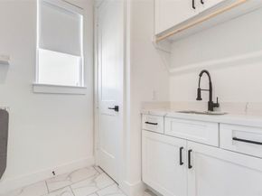 1922 Hoskins Drive, Houston TX 77080