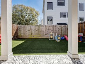 1922 Hoskins Drive, Houston TX 77080