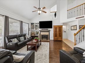 17714 Fairgrove Park Drive, Houston TX 77095