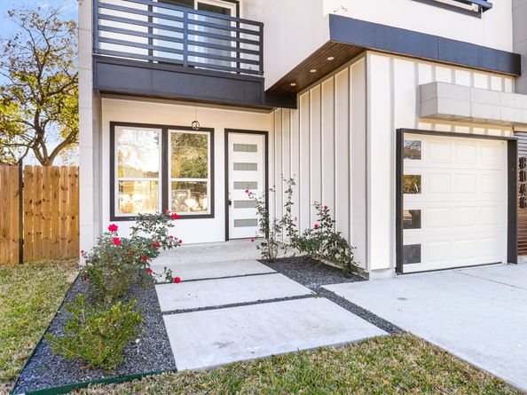 8046 Chateau Street, Houston TX 77028